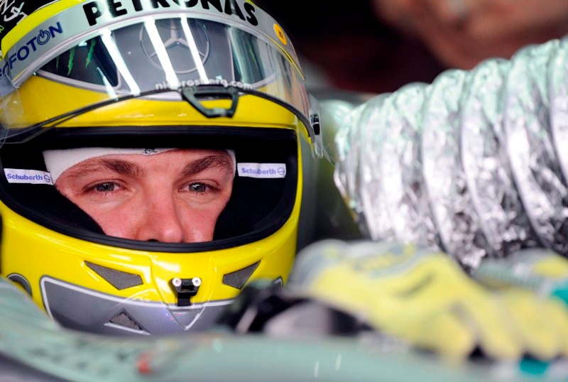 Δεύτερη σερί pole position για τον Χάμιλτον (photos)
