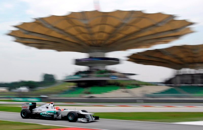 Δεύτερη σερί pole position για τον Χάμιλτον (photos)