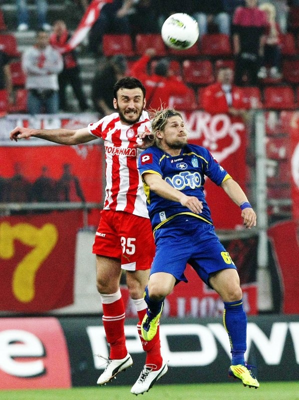 Ερυθρόλευκη... μαγεία by... Κέβιν Μιραλάς (photos+videos)