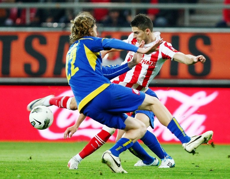 Ερυθρόλευκη... μαγεία by... Κέβιν Μιραλάς (photos+videos)