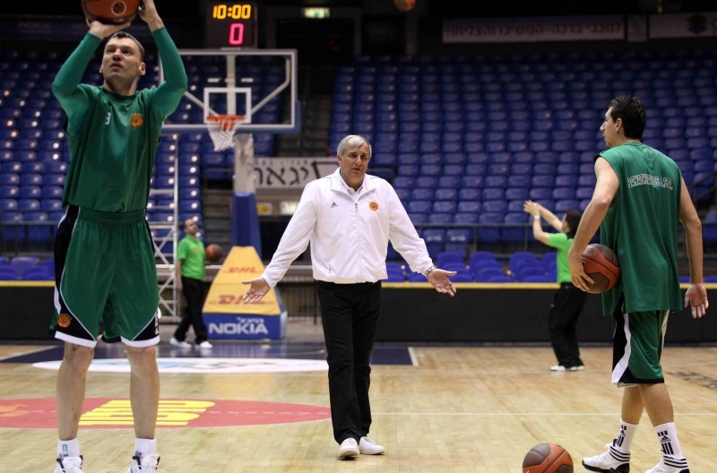 Ασφυκτικό πρεσάρισμα στους πρωταθλητές (photos)