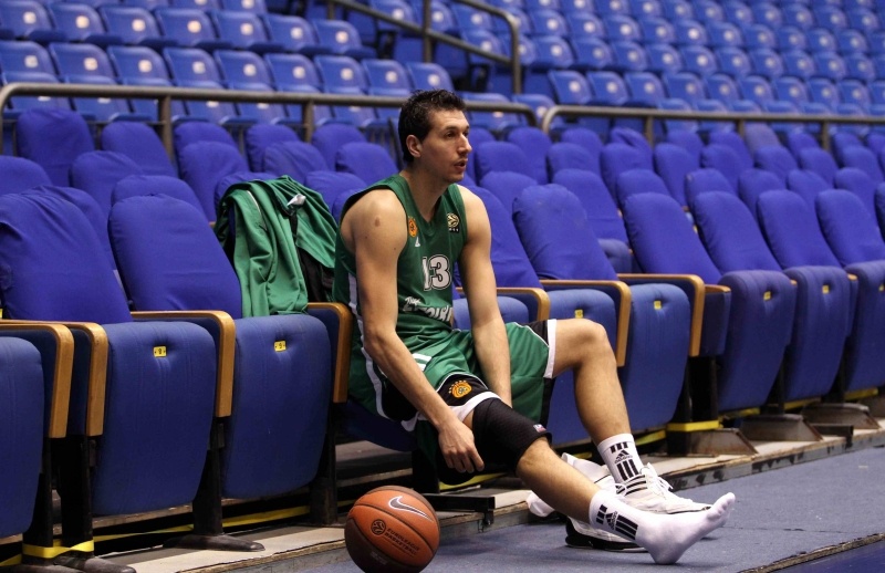 Ασφυκτικό πρεσάρισμα στους πρωταθλητές (photos)