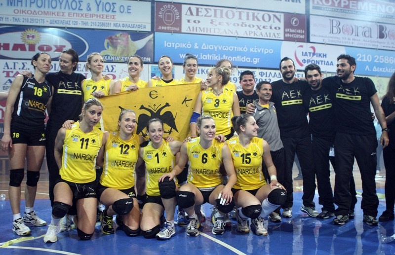 Φιέστα και 3-0 για την ΑΕΚ