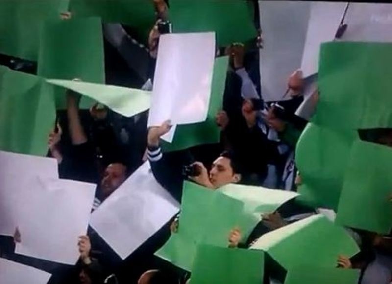 Οι τιφόζι της Γιούβε, το coreo και το 28-29