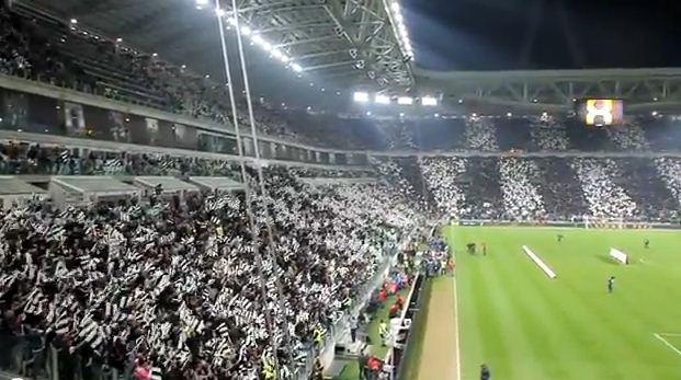 Οι τιφόζι της Γιούβε, το coreo και το 28-29