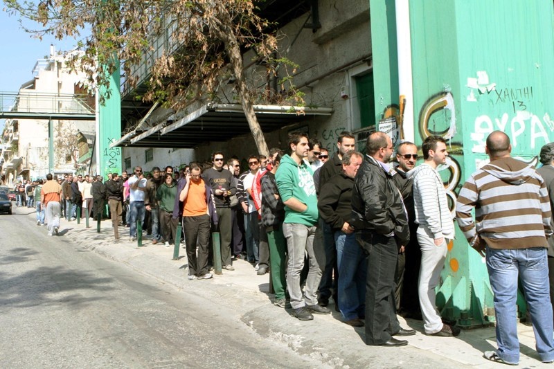 Τρέλα για μια θέση στο κλειστό του ΟΑΚΑ!