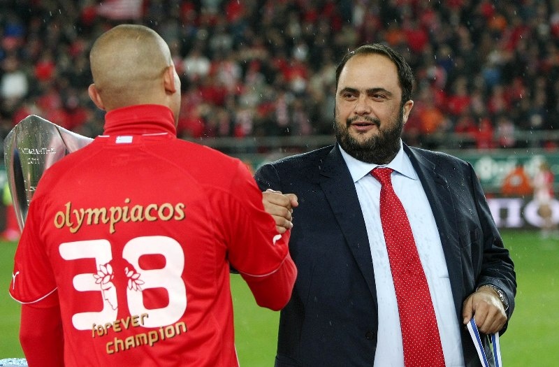 Ο ερυθρόλευκος «καπετάνιος» των τίτλων… (photos)