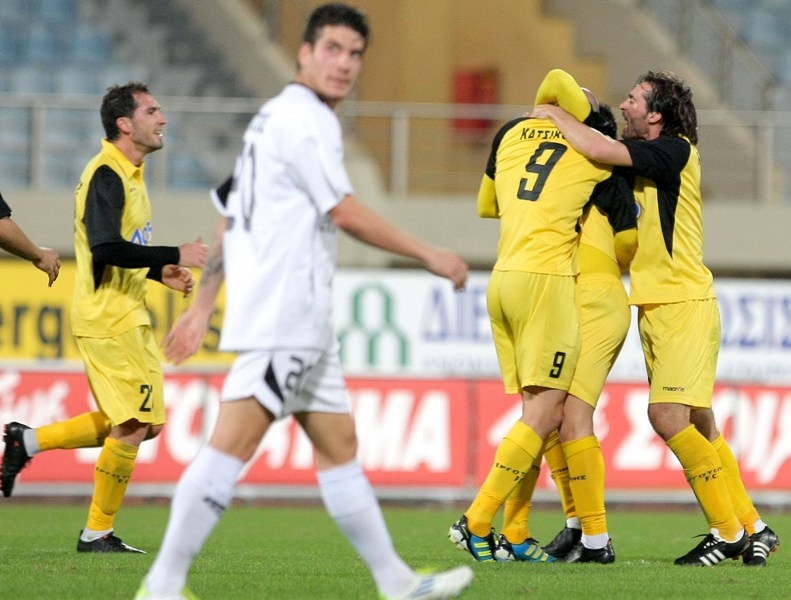 Εργο...τέλεια αυτοκτονία, 1-1 με Δόξα! (photos+videos)