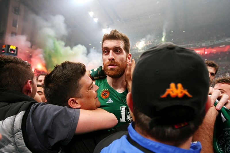 «Ο Ομπράντοβιτς μάς έκανε να....μασάμε σίδερα» (photos)