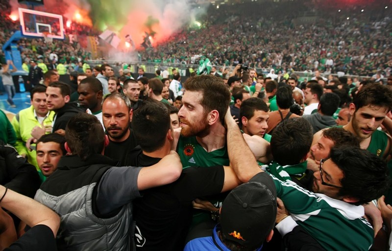 «Ο Ομπράντοβιτς μάς έκανε να....μασάμε σίδερα» (photos)