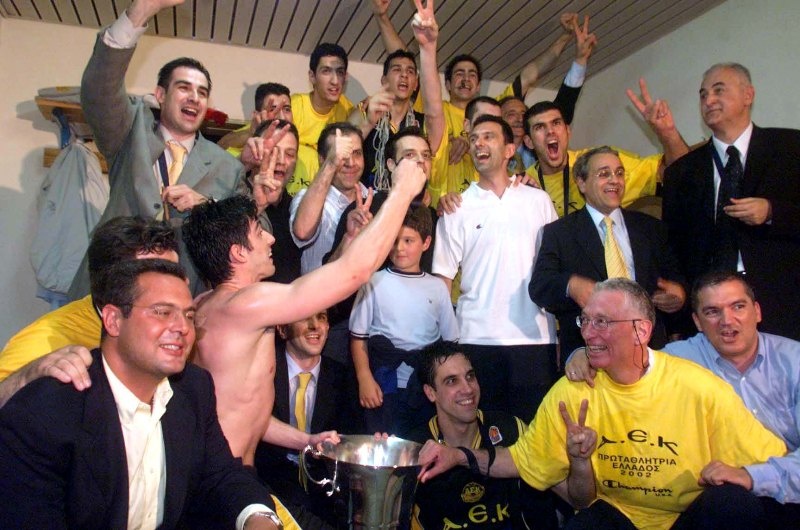 «Βασίλισσα» και στο μπάσκετ (photos+videos)