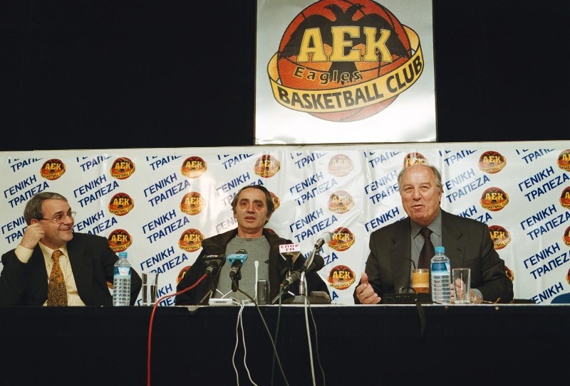 «Βασίλισσα» και στο μπάσκετ (photos+videos)
