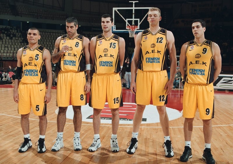 «Βασίλισσα» και στο μπάσκετ (photos+videos)