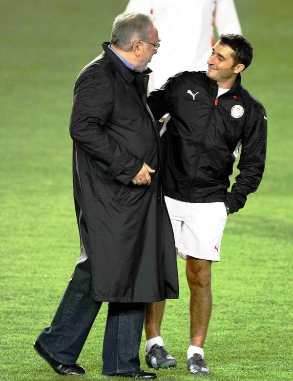 Η αρχή του... θρύλου του Σωκράτη Κόκκαλη (photos)