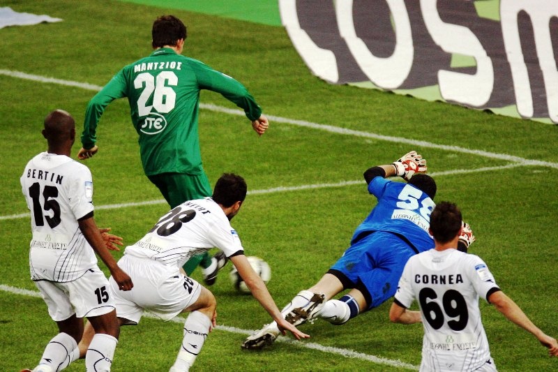 «Σουβλίζει» τους αντιπάλους του!