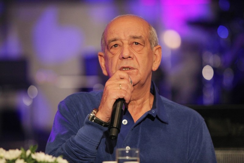 «Έφυγε» ο Δημήτρης Μητροπάνος (photos+videos)