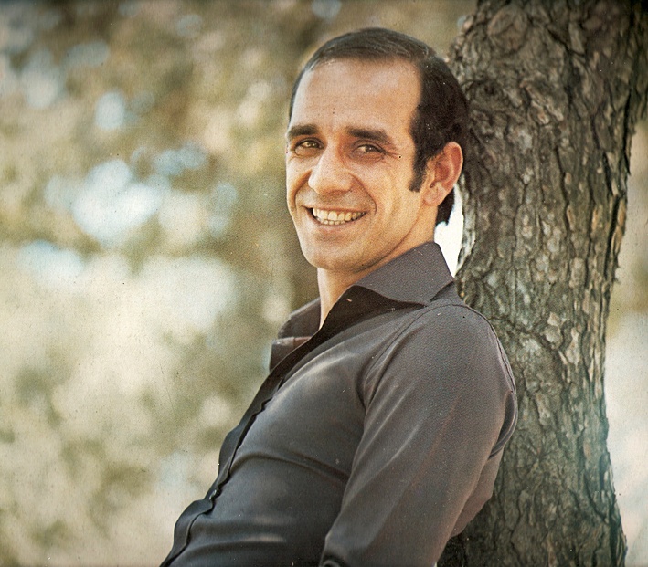 «Έφυγε» ο Δημήτρης Μητροπάνος (photos+videos)