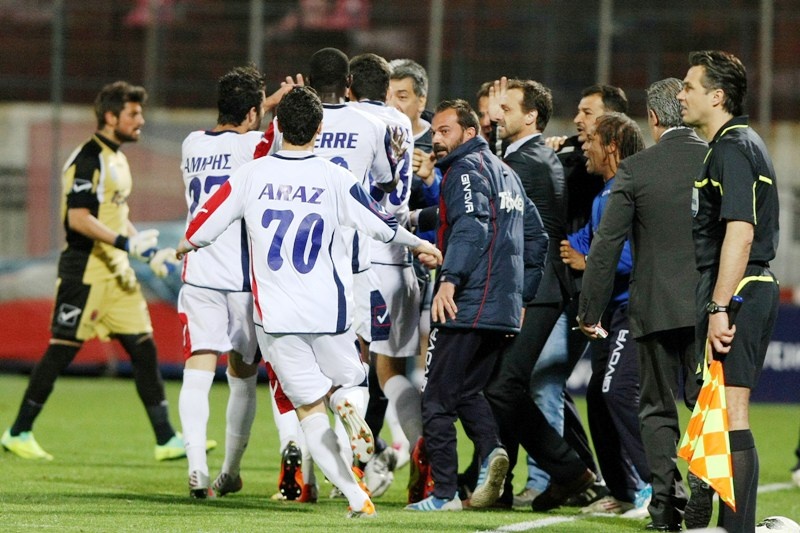 Χ-αμόγελα παραμονής για Πανιώνιο και Ξάνθη (photos+videos)