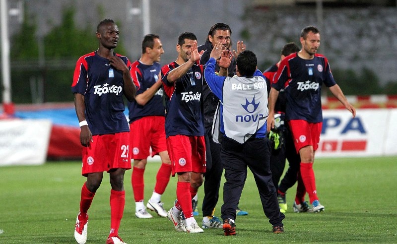 Ο δρόμος του… Λιστόν την οδηγεί στη σωτηρία! (photos+videos)