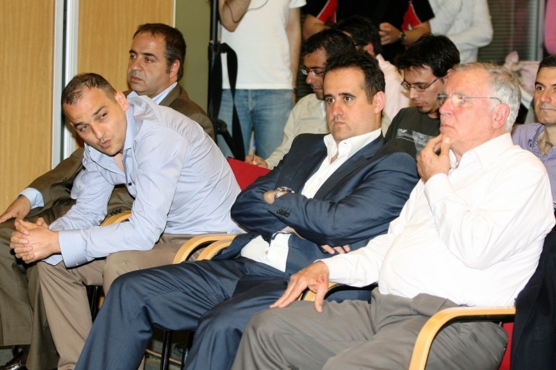 Είπαν αντίο και εις το... επανιδείν Βαλβέρδε - Μαρινάκης (photos+videos)