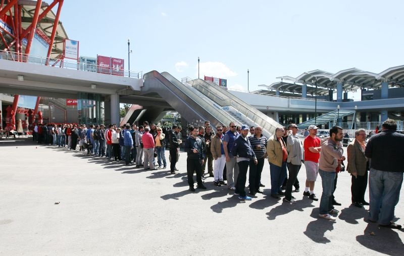 «Ερυθρόλευκη» τρέλα για τον τελικό Κυπέλλου