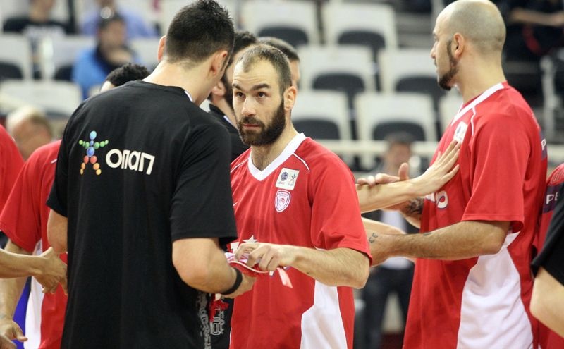 «Σκούπισε» τον ΠΑΟΚ ο Ολυμπιακός (photos)
