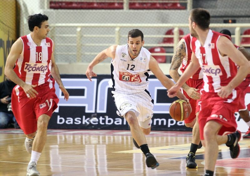 «Σκούπισε» τον ΠΑΟΚ ο Ολυμπιακός (photos)