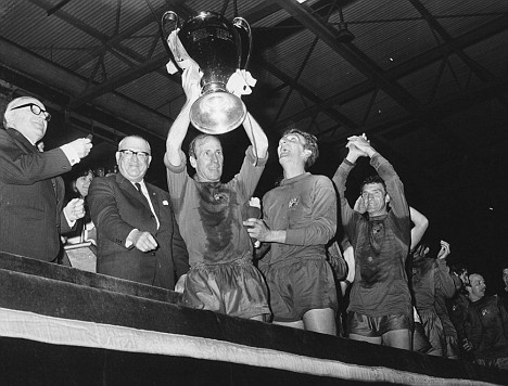 Glory, glory Man United!