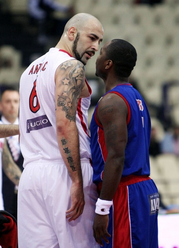 Επίδειξη δύναμης ο Ολυμπιακός στο ΣΕΦ (photos)