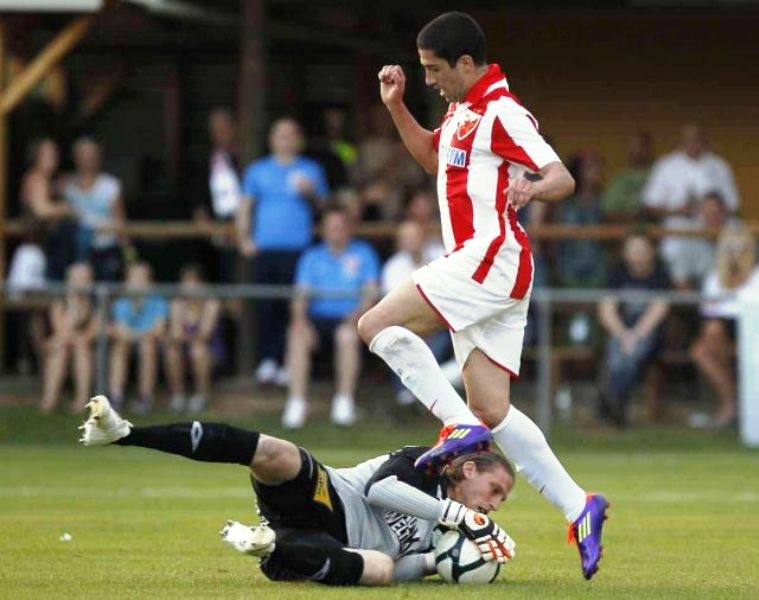 «Μάτια» Ολυμπιακού σε Εβάντρο (photos)