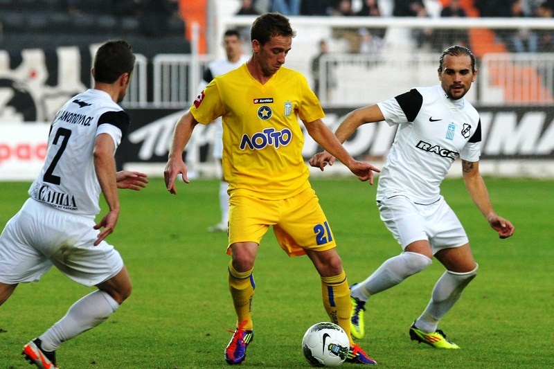 Ράγιος στο Onspors: «Να συνεχίσω να γράφω ιστορία με τον Αστέρα» (photos)