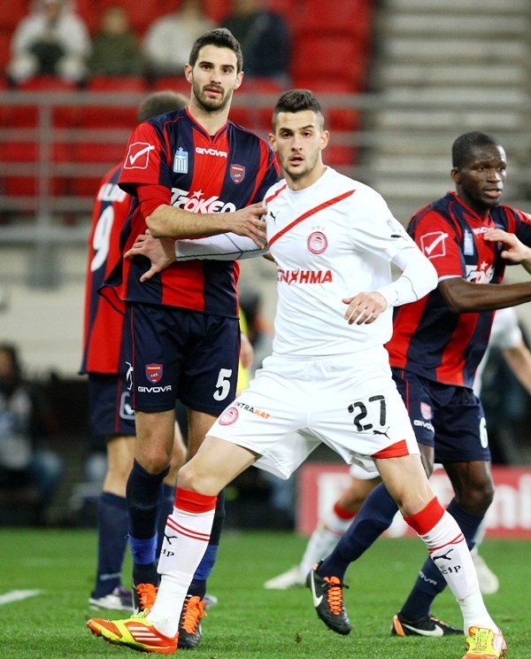 Βήμα ταχύ και... ερυθρόλευκο προς το κύπελλο! (photos)