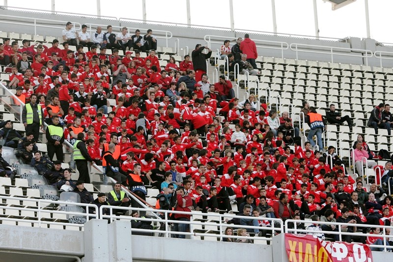 Ολυμπιακός: Η εξέδρα στο ΟΑΚΑ (photos)