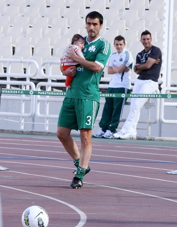 Μισή... γκέλα Παναθηναϊκού με φωνές για Κουκουλάκη! (photos+video)