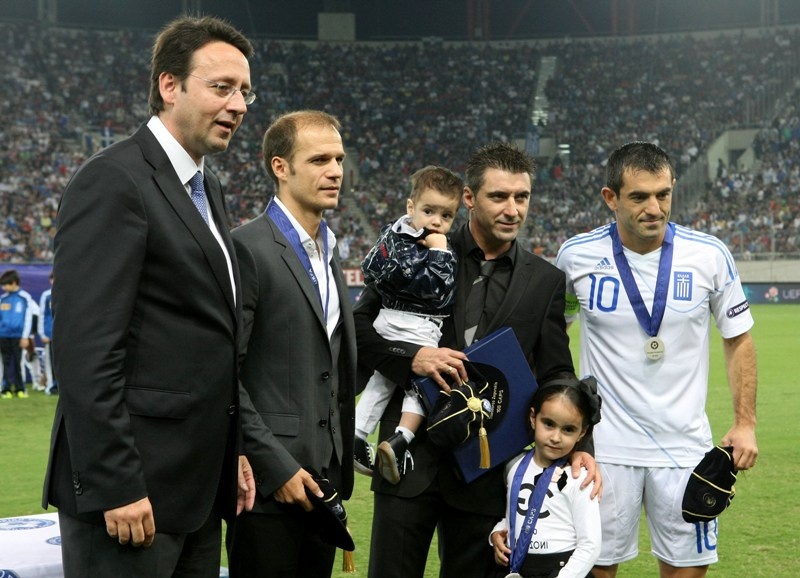 Ο Σοφοκλής Πιλάβιος για Σάντος και Euro 2012 (photos)