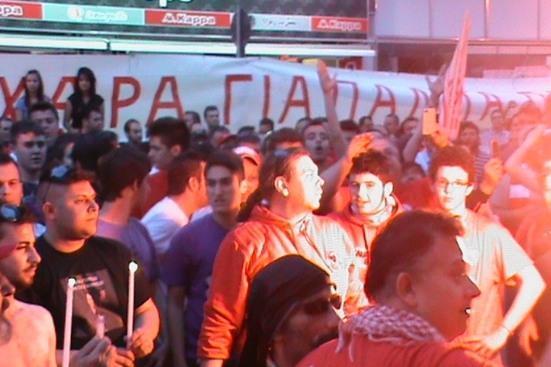 Ο Βόλος «κήδεψε» ΠΑΣΟΚ και «ψήφισε» Ολυμπιακό! (photos+videos)