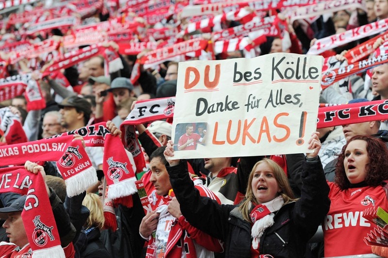 «Διπλό» αντίο και επεισόδια στην Κολωνία