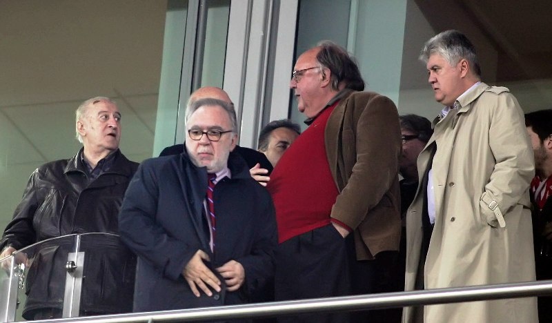 Εκλογές 2012: Πολιτικοί στο γήπεδο, σαν να λέμε «επικίνδυνες αποστολές»! (photos)