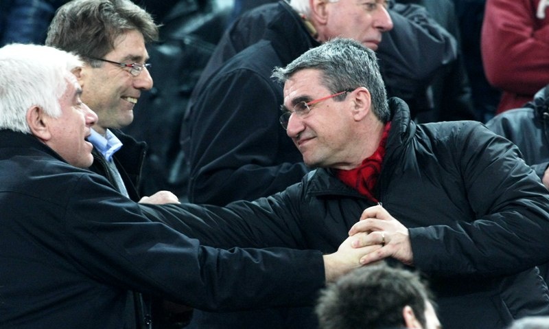 Εκλογές 2012: Πολιτικοί στο γήπεδο, σαν να λέμε «επικίνδυνες αποστολές»! (photos)