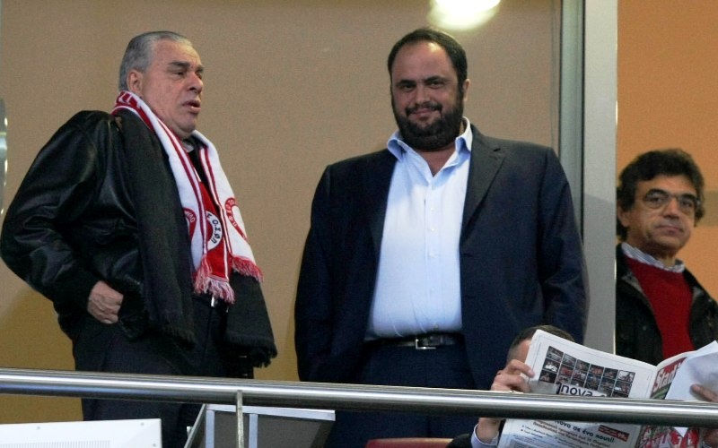 Εκλογές 2012: Πολιτικοί στο γήπεδο, σαν να λέμε «επικίνδυνες αποστολές»! (photos)