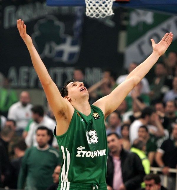 Χρόνια πολλά Δημήτρη Διαμαντίδη! (photos+videos)