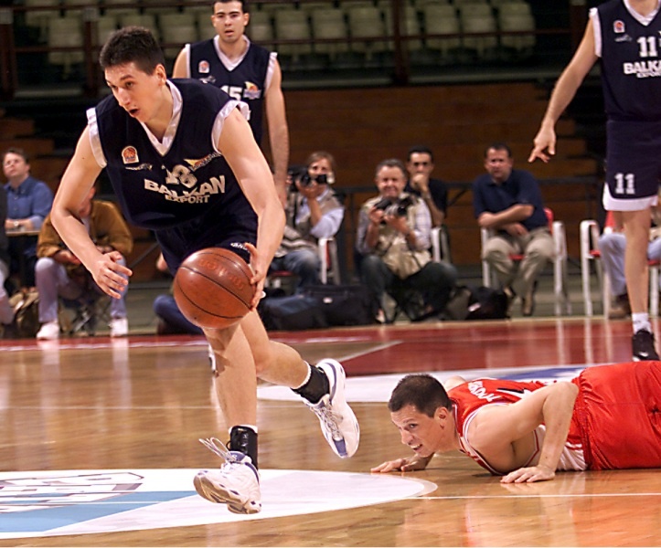 Χρόνια πολλά Δημήτρη Διαμαντίδη! (photos+videos)