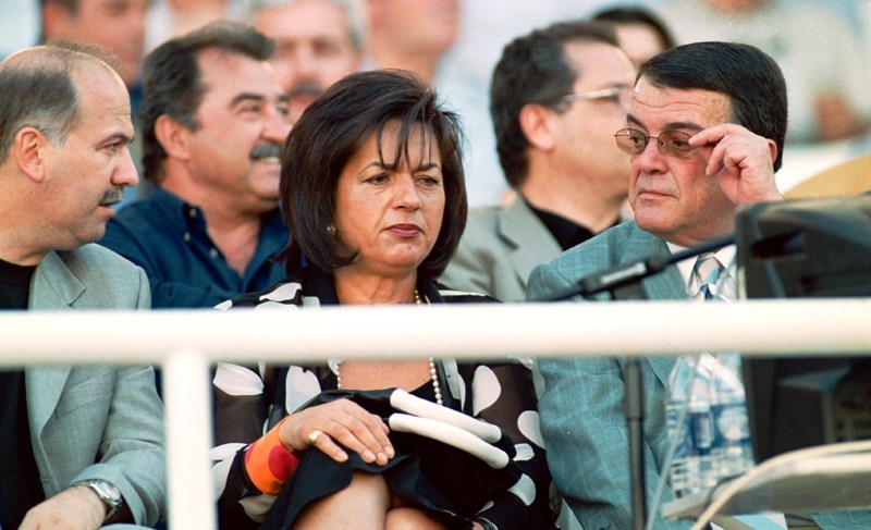 Εκλογές 2012: Πολιτικοί στο γήπεδο, σαν να λέμε «επικίνδυνες αποστολές»! (photos)