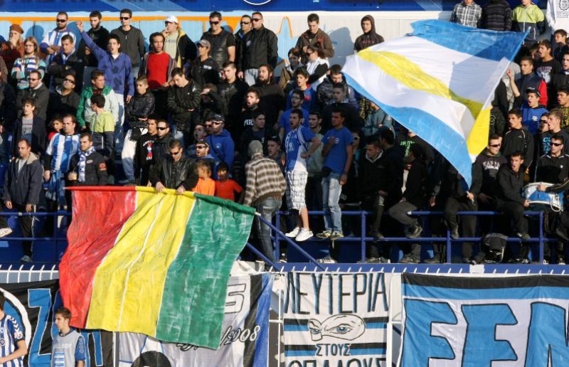 Εκλογές 2012: Όταν ο λαός «μιλάει» στην εξέδρα!.. (photos)