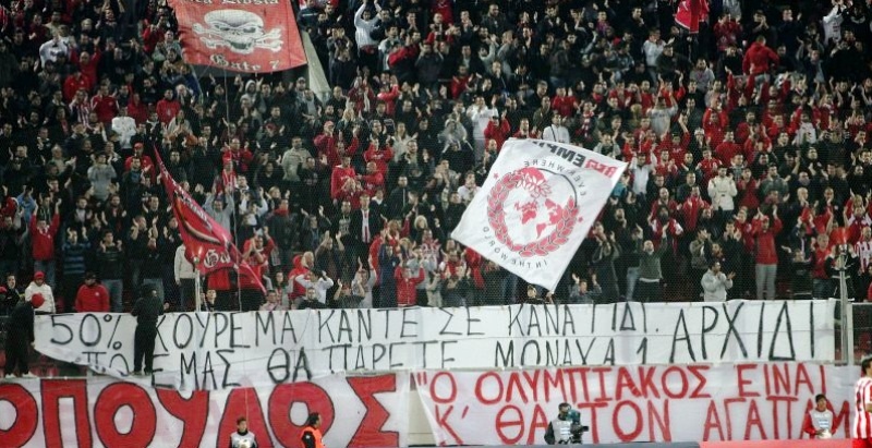 Εκλογές 2012: Όταν ο λαός «μιλάει» στην εξέδρα!.. (photos)