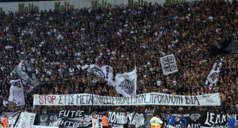 Εκλογές 2012: Όταν ο λαός «μιλάει» στην εξέδρα!.. (photos)