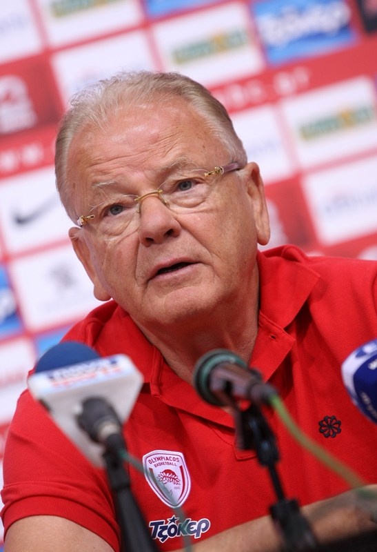 Ίβκοβιτς: «Η Μπαρτσελόνα έχει την εμπειρία, αλλά εμείς την ενέργεια»