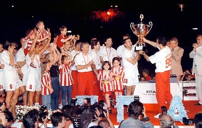 Οι φιέστες του «αυτοκράτορα» Ολυμπιακού! (videos+photos)