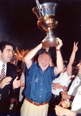 Οι φιέστες του «αυτοκράτορα» Ολυμπιακού! (videos+photos)