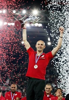 Οι φιέστες του «αυτοκράτορα» Ολυμπιακού! (videos+photos)